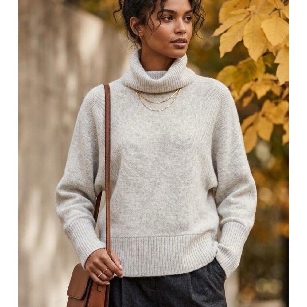 Banana Republic Wool Alpaca Blend Turtleneck Sweater Heather Gray XS/S Dolman